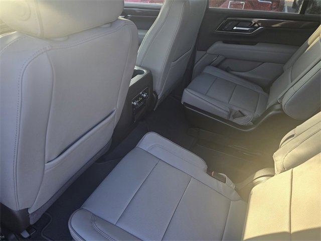 New 2026 GMC Yukon Elevation image 13