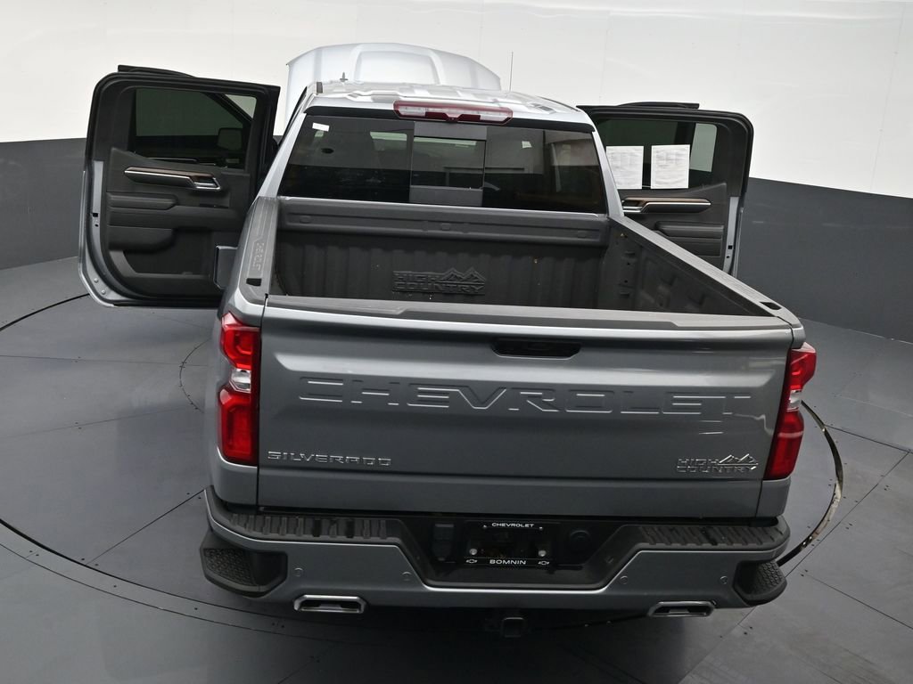 Used 2024 Chevrolet Silverado 1500 High Country image 32