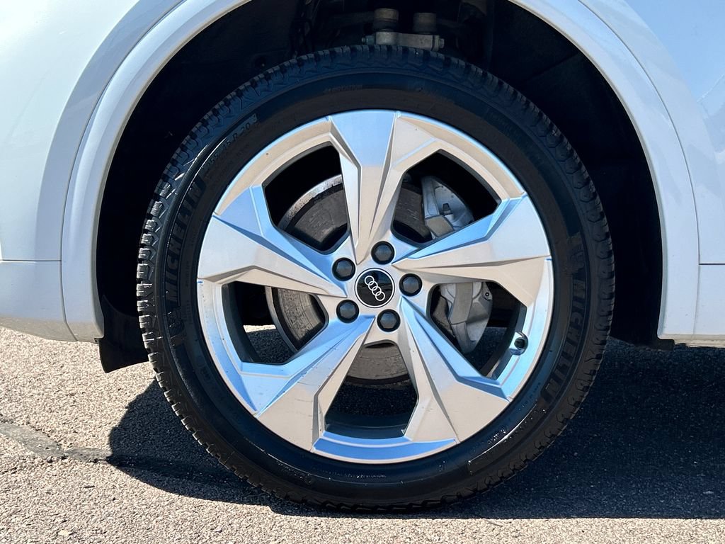 Used 2021 Audi Q5 2.0T Premium Plus w/ Premium Plus Package AWD/4WD image 26
