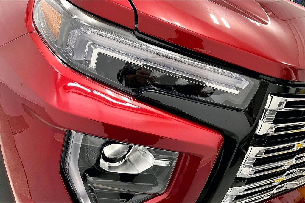 Used 2025 GMC Canyon Denali image 31