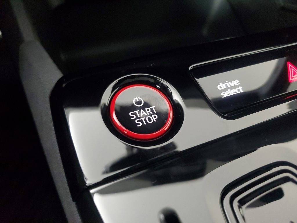 New 2025 Audi S6 e-tron Premium Plus image 31