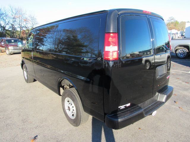 Used 2023 GMC Savana 3500 w/ Driver Convenience Package image 7