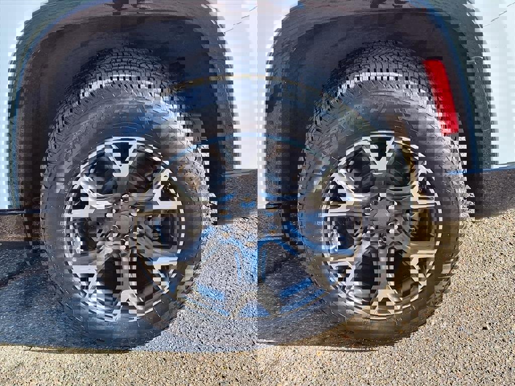 Certified 2024 Jeep Wagoneer L Series III w/ Flexible Seating Group image 57