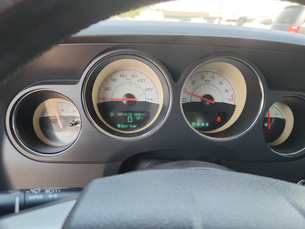 Used 2014 Dodge Challenger SXT w/ Sport Appearance Package RWD image 18