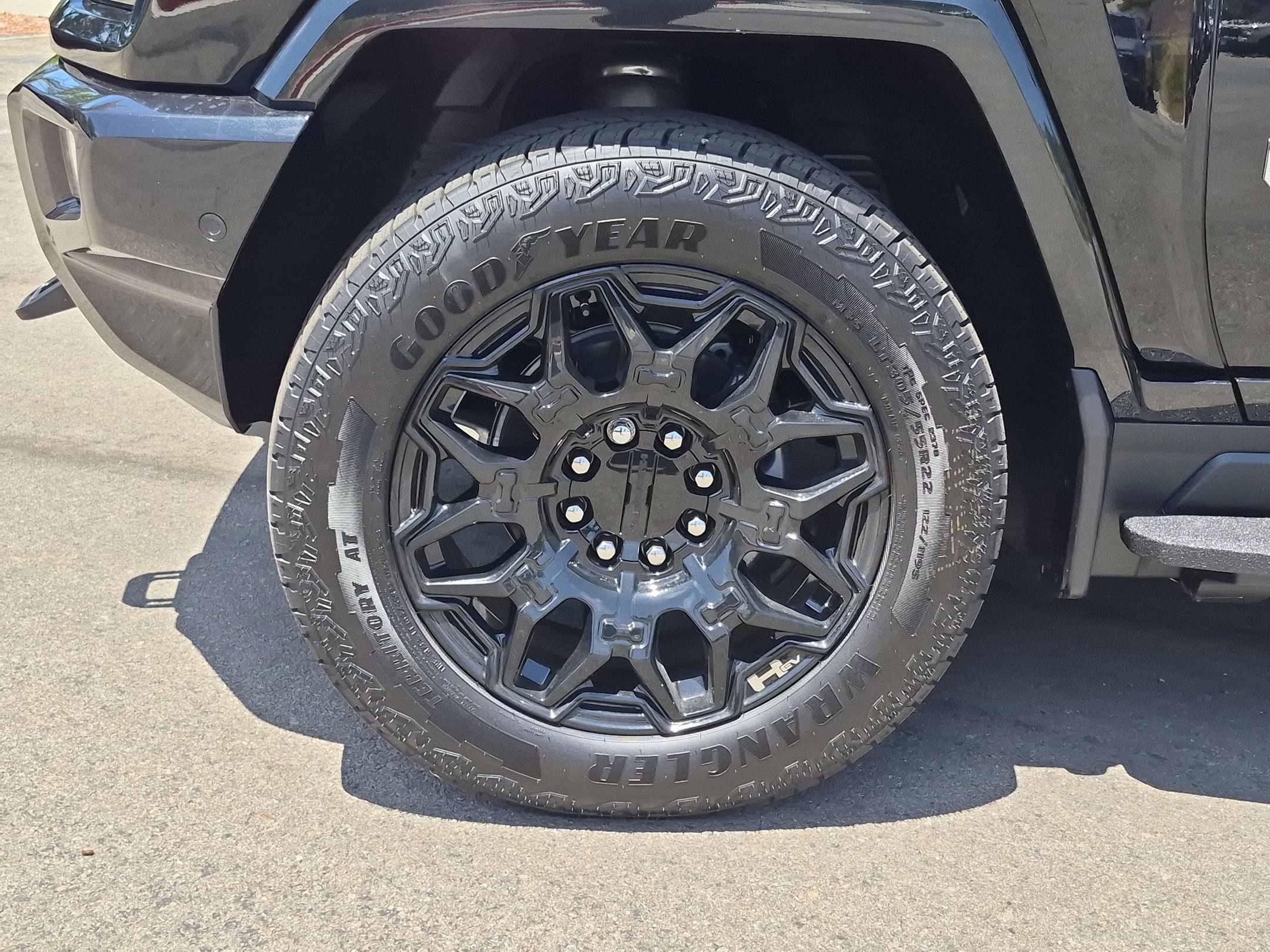 New 2026 GMC Hummer EV 4x4 Crew Cab image 31