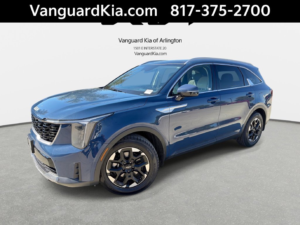 Certified 2024 Kia Sorento S w/ Panoramic Sunroof Package
