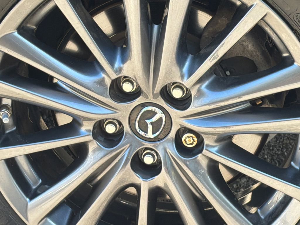 Used 2020 MAZDA CX-5 Touring image 4