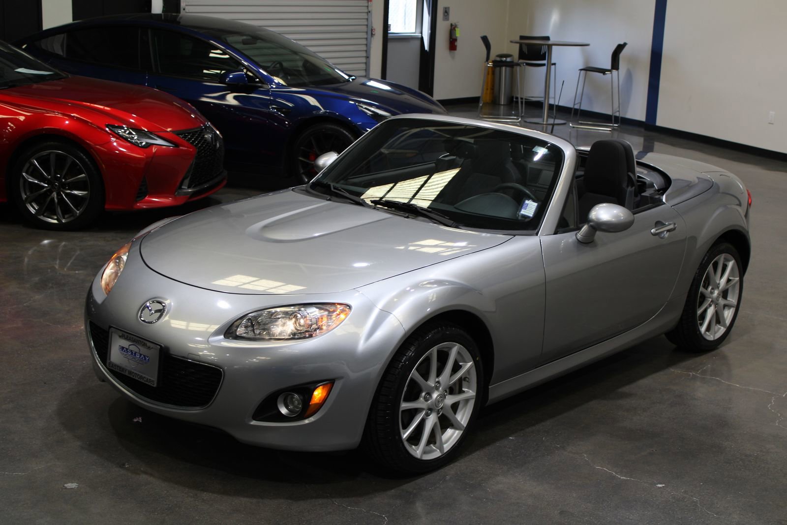 Used 2011 MAZDA MX-5 Miata Touring image 35