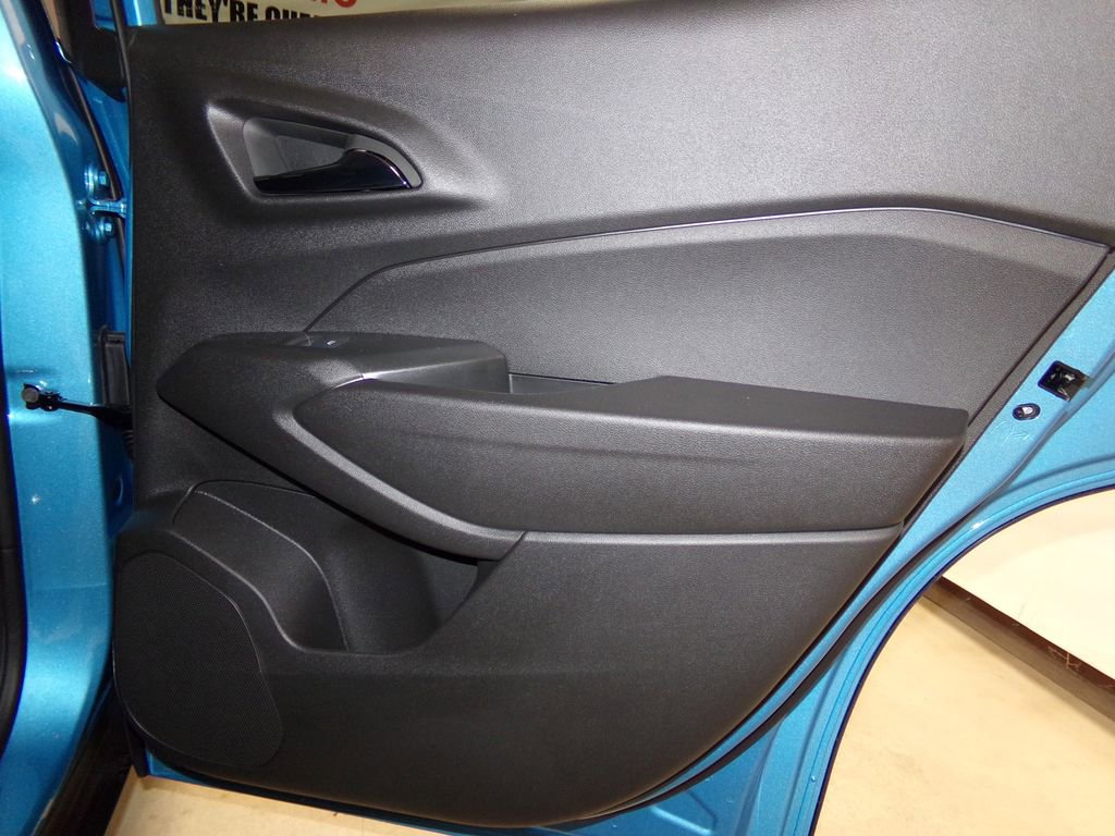 New 2025 Chevrolet Trax ACTIV w/ Driver Confidence Package image 9