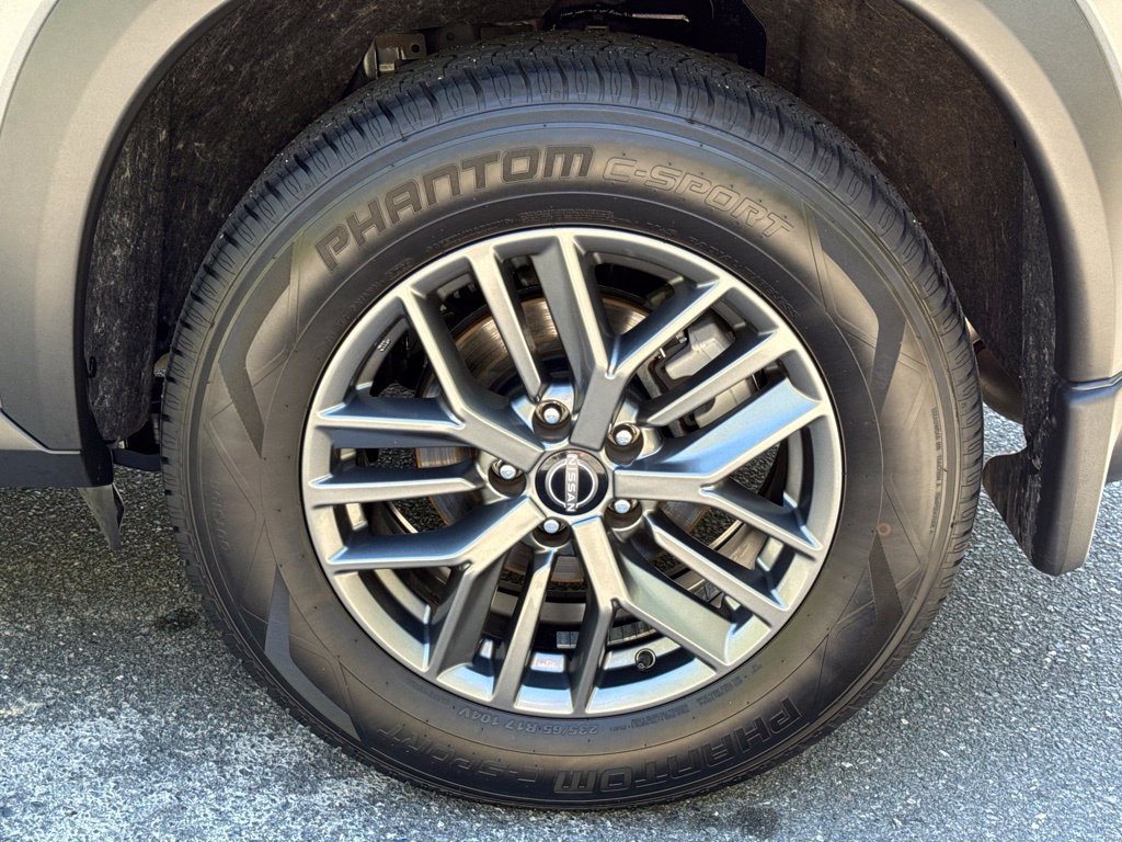 Used 2023 Nissan Rogue S FWD image 11