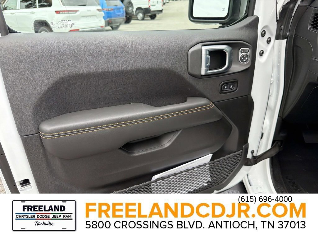 New 2026 Jeep Gladiator Sport AWD/4WD image 17