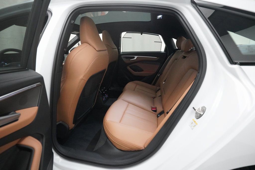 New 2026 Audi A6 Premium Plus image 16