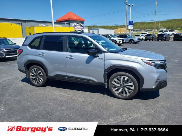 Used 2025 Subaru Forester Touring w/ Touring Package AWD/4WD image 5