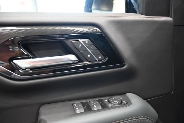 New 2026 GMC Yukon XL AT4 w/ AT4 Premium Package AWD/4WD image 31