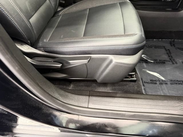 Used 2024 Chevrolet Equinox EV LT AWD/4WD image 21
