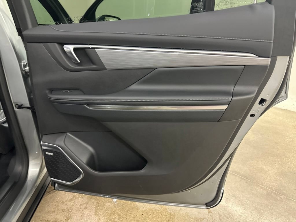 New 2027 Buick Enclave Preferred w/ Power Package AWD/4WD image 26