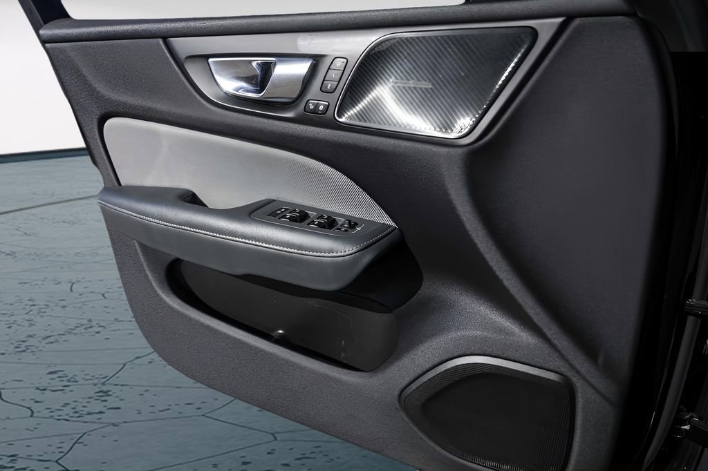 Used 2022 Volvo S60 B5 R-Design w/ Climate Package image 25