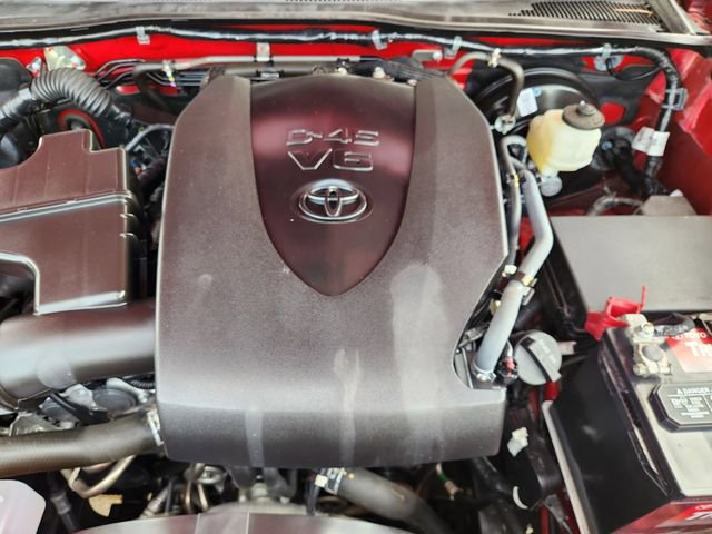 Used 2021 Toyota Tacoma TRD Sport w/ Technology Package RWD image 21