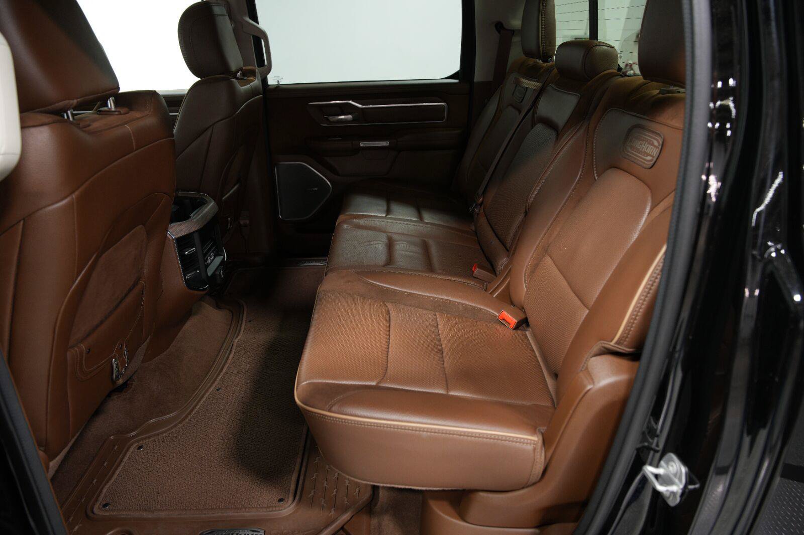 Used 2023 RAM 1500 Limited AWD/4WD image 38