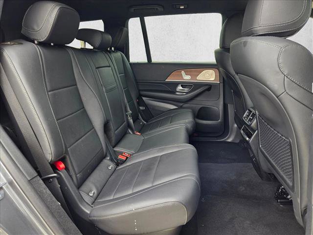 Used 2025 Mercedes-Benz GLS 450 4MATIC image 20