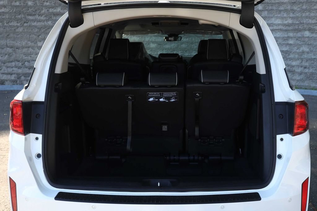New 2026 Honda Odyssey Touring image 9