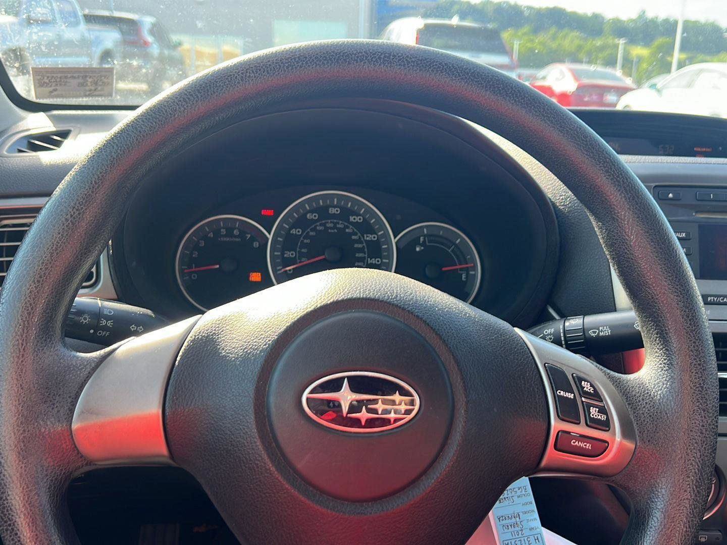 Used 2011 Subaru Impreza 2.5i AWD/4WD image 10
