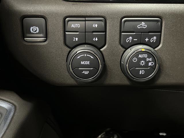 Used 2025 Chevrolet Silverado 1500 RST image 25