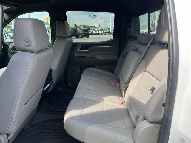 Used 2023 GMC Sierra 1500 SLT w/ SLT Premium Plus Package AWD/4WD image 6