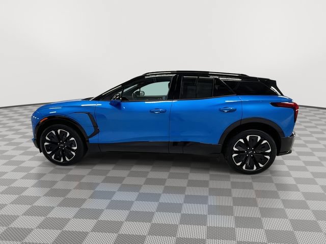 Certified 2026 Chevrolet Blazer EV RS w/ Super Cruise Package AWD/4WD image 6