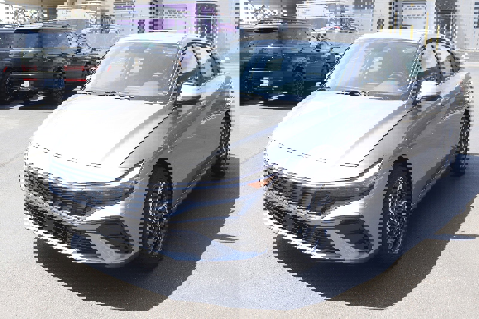 New 2025 Hyundai Elantra Limited image 10