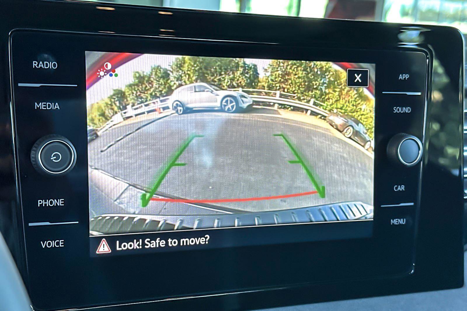 New 2025 Volkswagen Jetta SE image 17