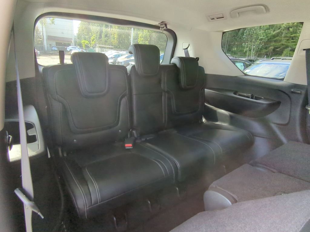 New 2026 Nissan Armada SV image 26
