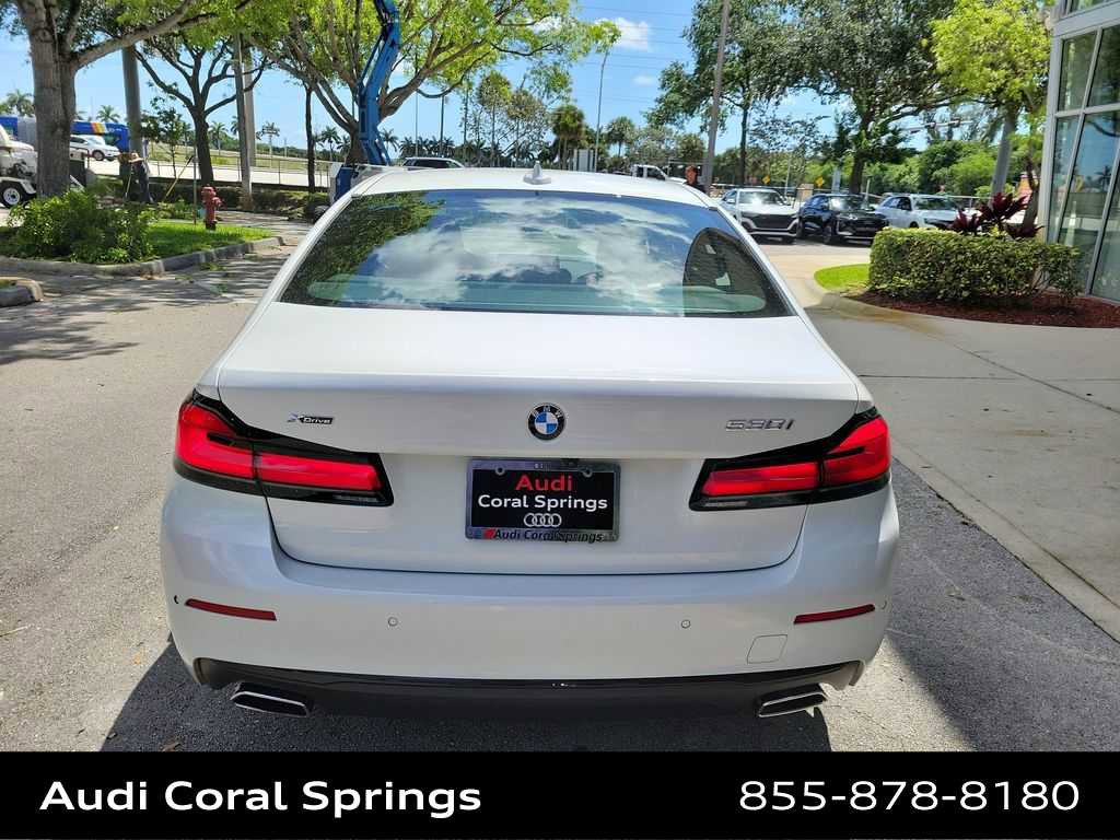 Used 2021 BMW 530i xDrive w/ Convenience Package AWD/4WD image 13