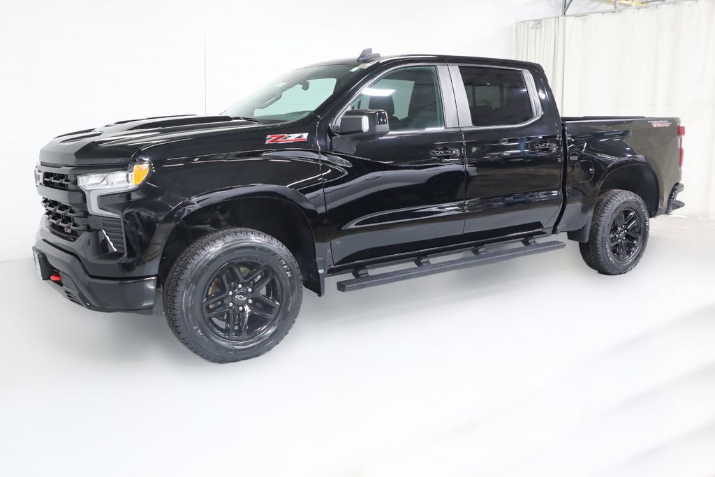 Used 2023 Chevrolet Silverado 1500 LT Trail Boss w/ Convenience Package II image 13