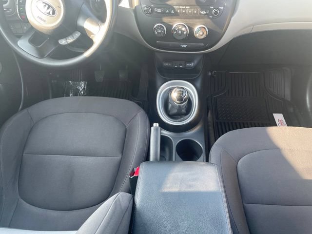 Used 2015 Kia Soul FWD image 21