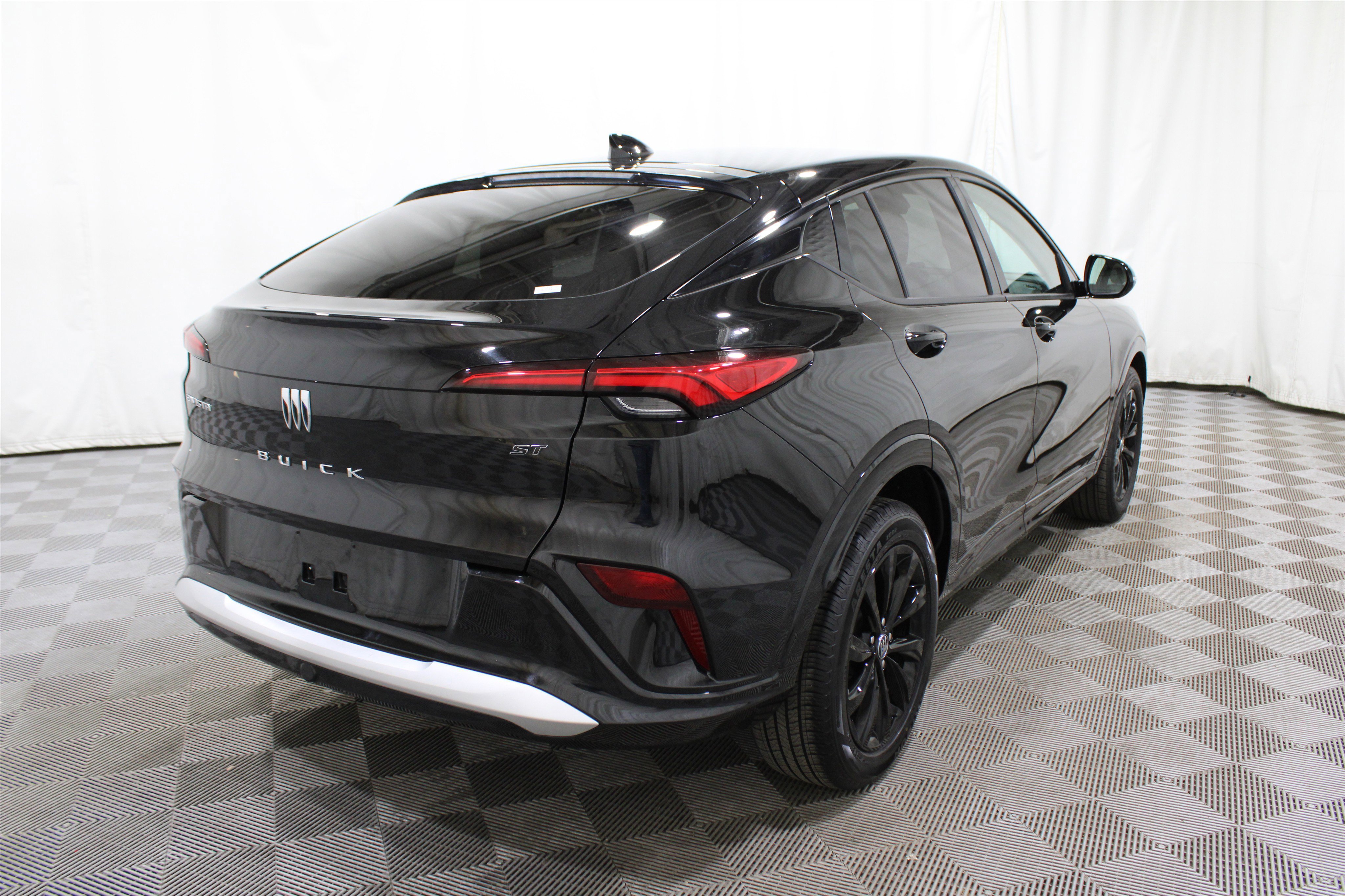 Used 2024 Buick Envista Sport Touring w/ Convenience I Package image 31