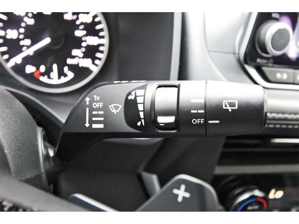 Certified 2023 Nissan Rogue SV image 16