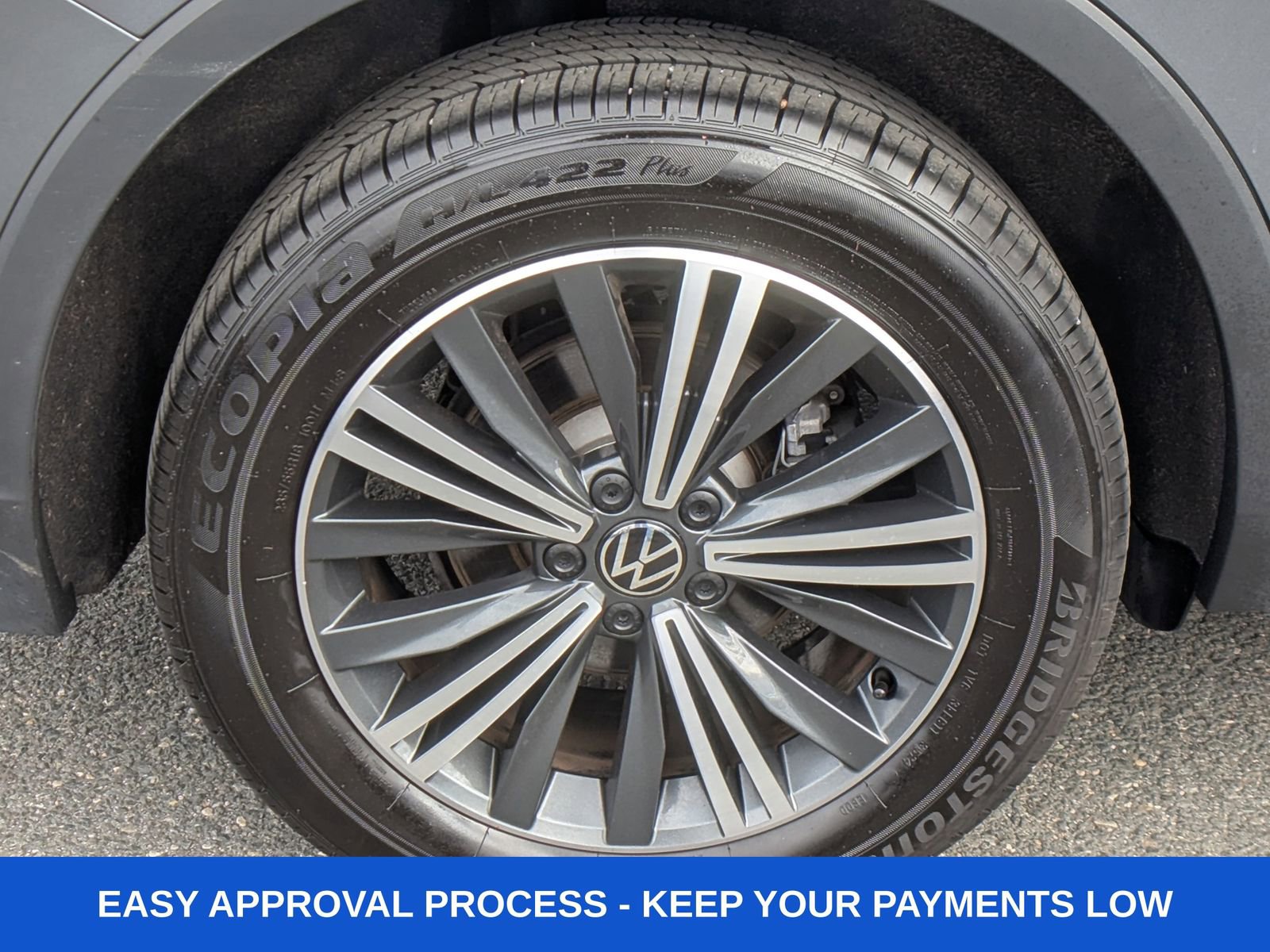 Used 2024 Volkswagen Tiguan Wolfsburg Edition image 12