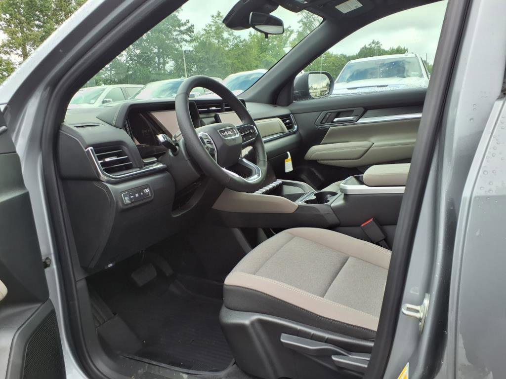 New 2026 GMC Terrain Elevation w/ LPO, Floor Liner Package image 18
