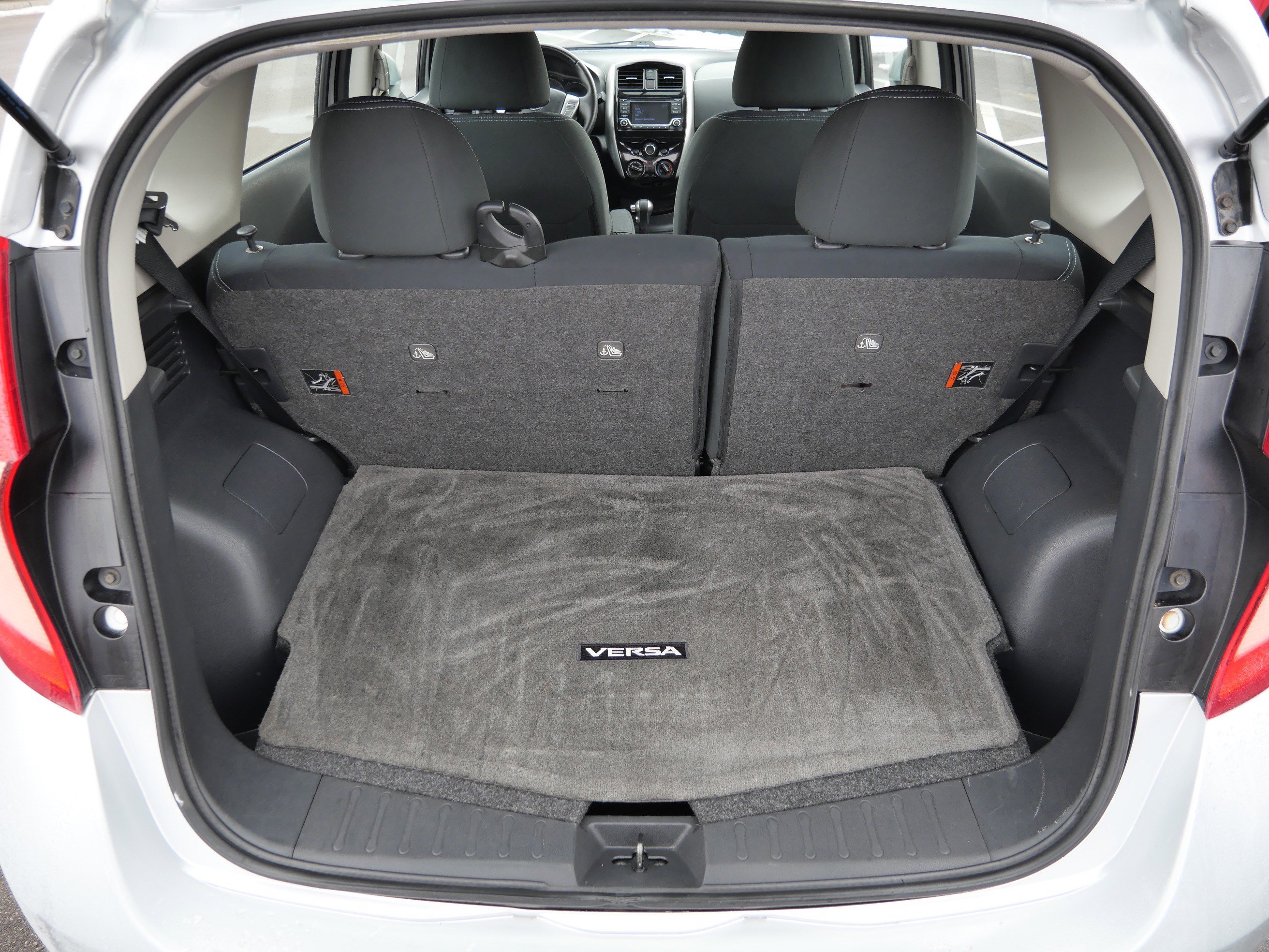 Used 2016 Nissan Versa Note SV image 18