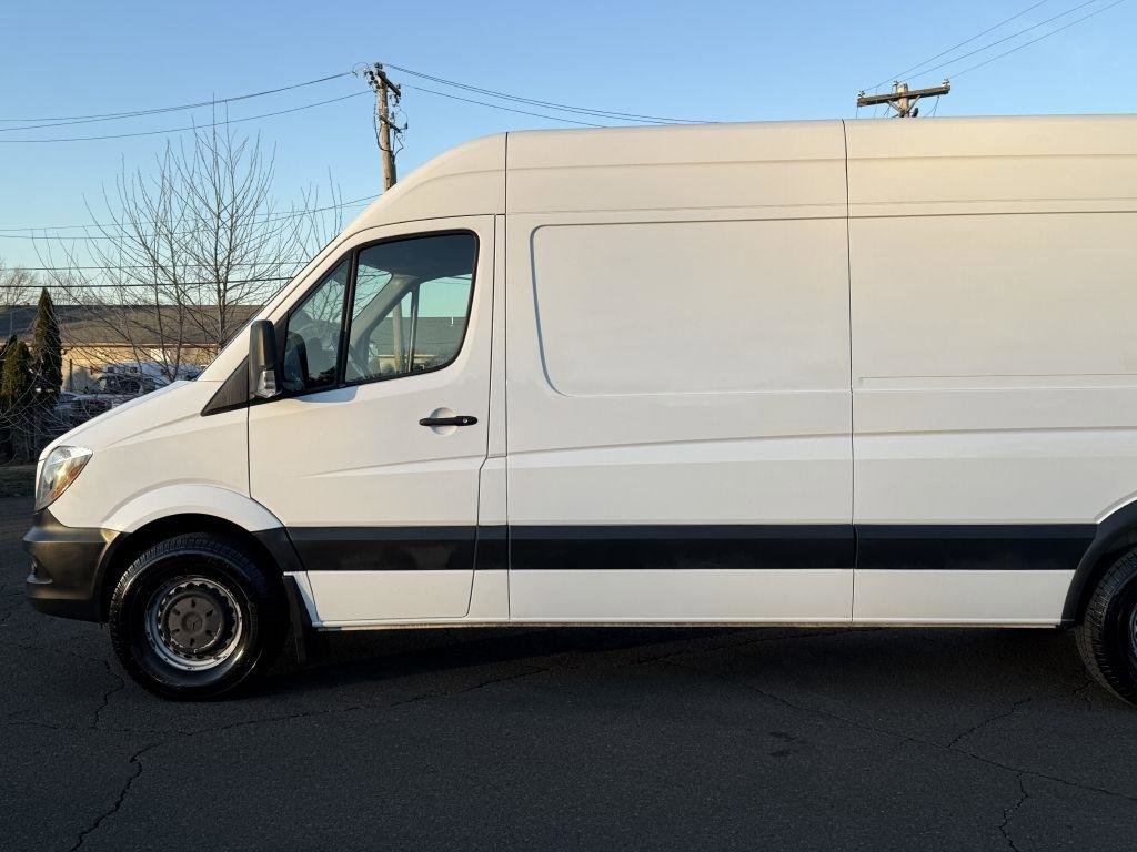 Used 2018 Mercedes-Benz Sprinter 2500 image 5