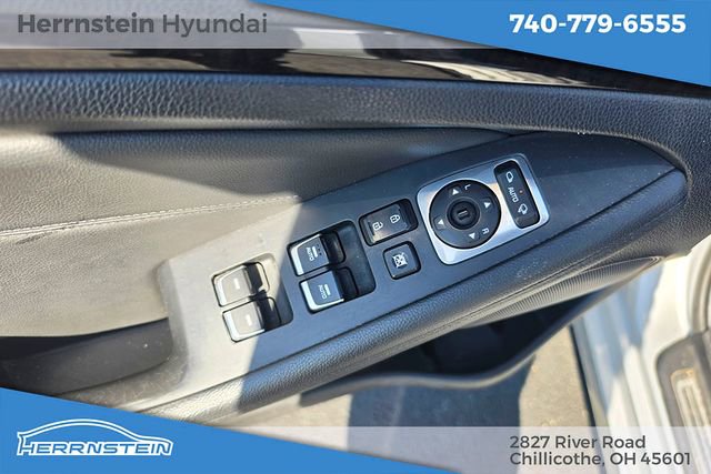 Used 2016 Kia Cadenza Premium image 7