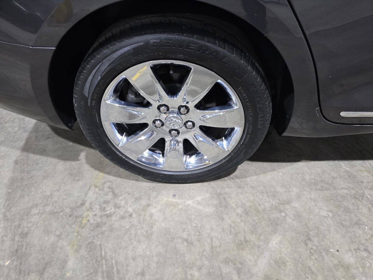 Used 2013 Buick LaCrosse Premium FWD image 21