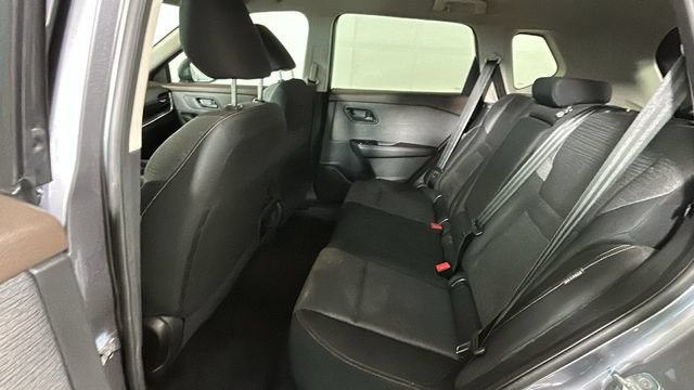 Used 2022 Nissan Rogue S AWD/4WD image 27