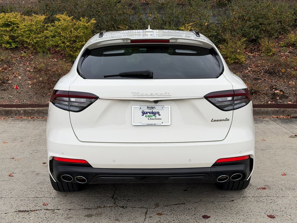 Certified 2024 Maserati Levante Modena Ultima image 4