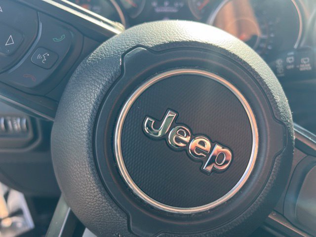 Used 2019 Jeep Wrangler Sport AWD/4WD image 10