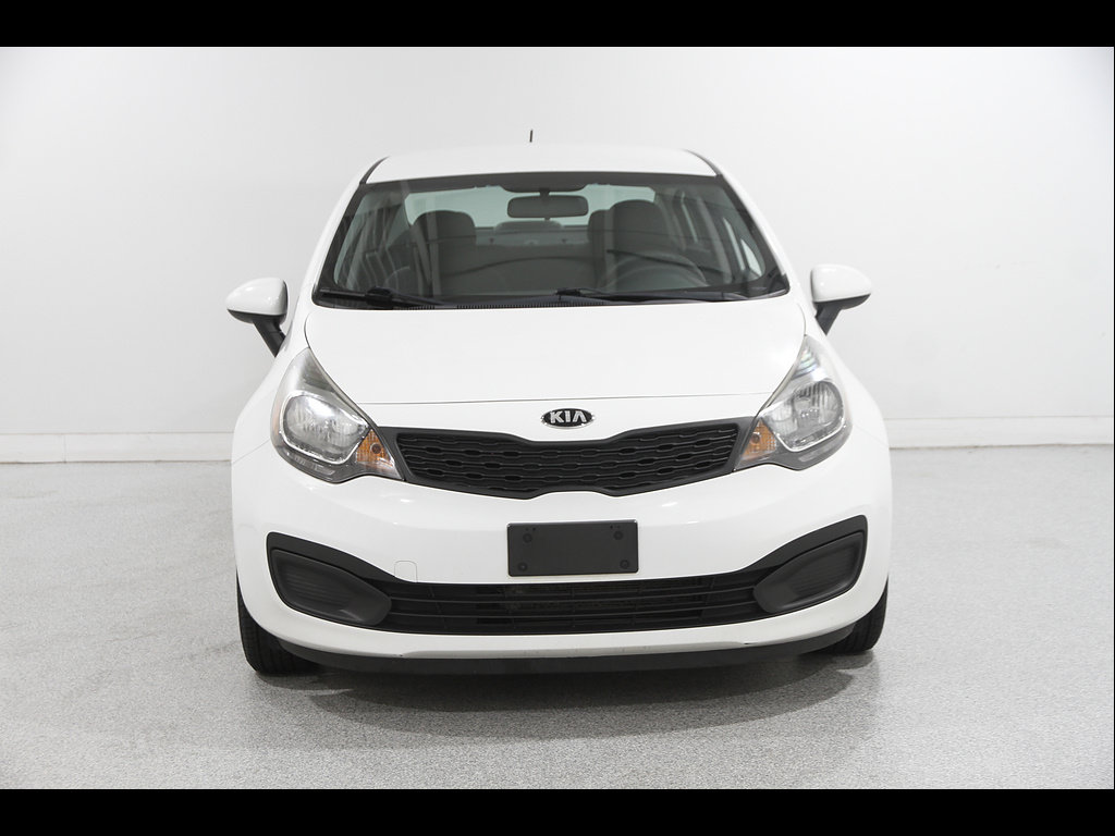 Used 2015 Kia Rio LX w/ Power Package FWD image 2