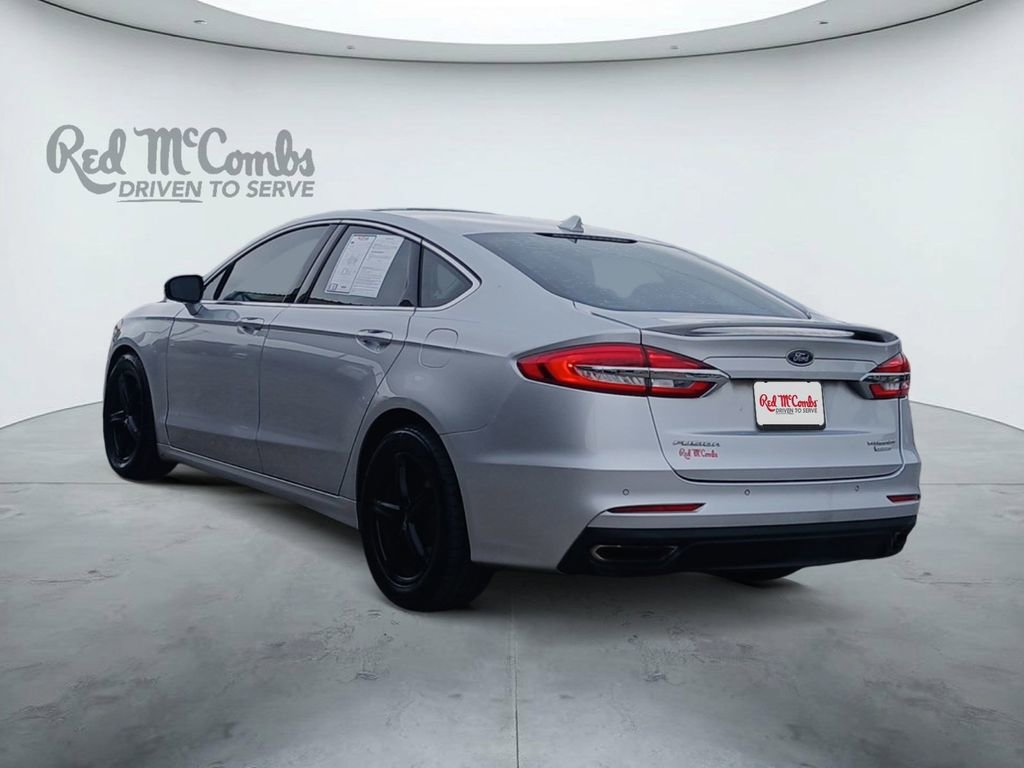 Used 2019 Ford Fusion Titanium FWD image 3
