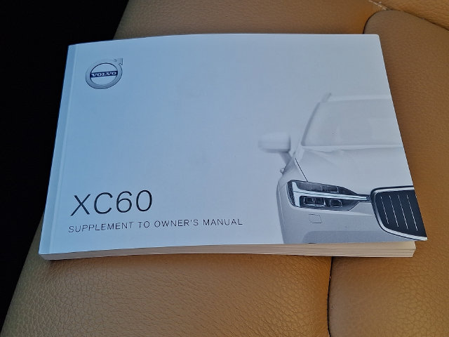 Used 2018 Volvo XC60 T5 Momentum w/ Convenience Package AWD/4WD image 26
