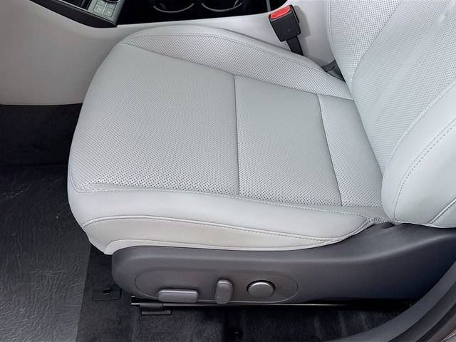 New 2026 Hyundai Kona Limited FWD image 34